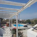 Nikos