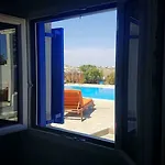 Nikos *