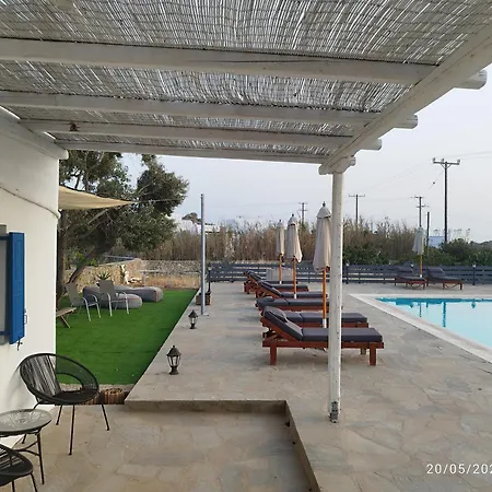 Hostel Nikos *