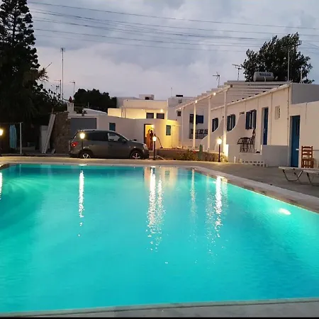 Vandrarhem Nikos *