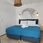 Nikos *