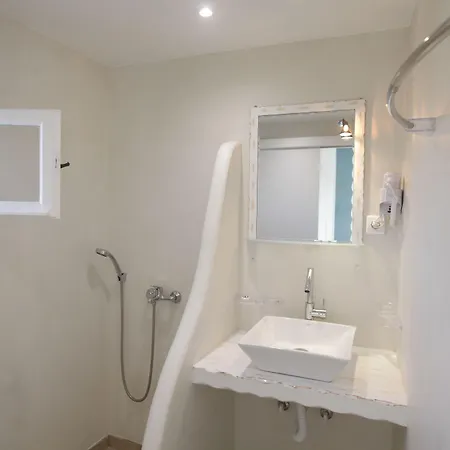 Hostal Nikos *
